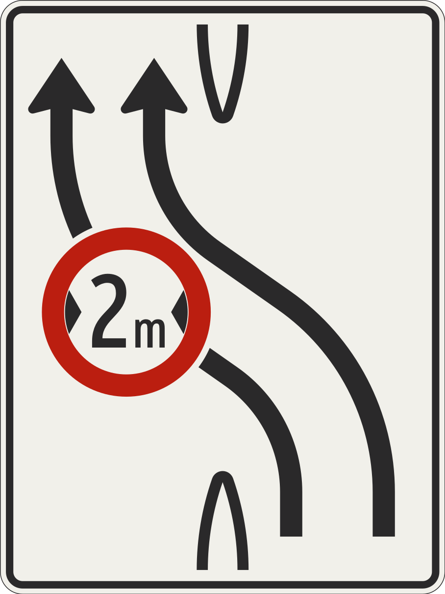 znacka Presmerovanie jazdnych pruhov (do protismerneho pasu + regulacna znacka)